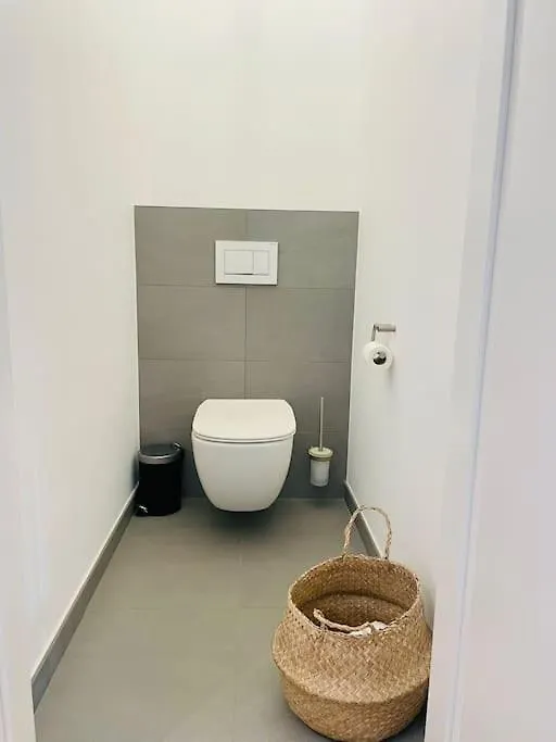 Apartment Large 1 Bedroom In Center Terrace & Parking-Chiny1 Luxembourg Luxembourg