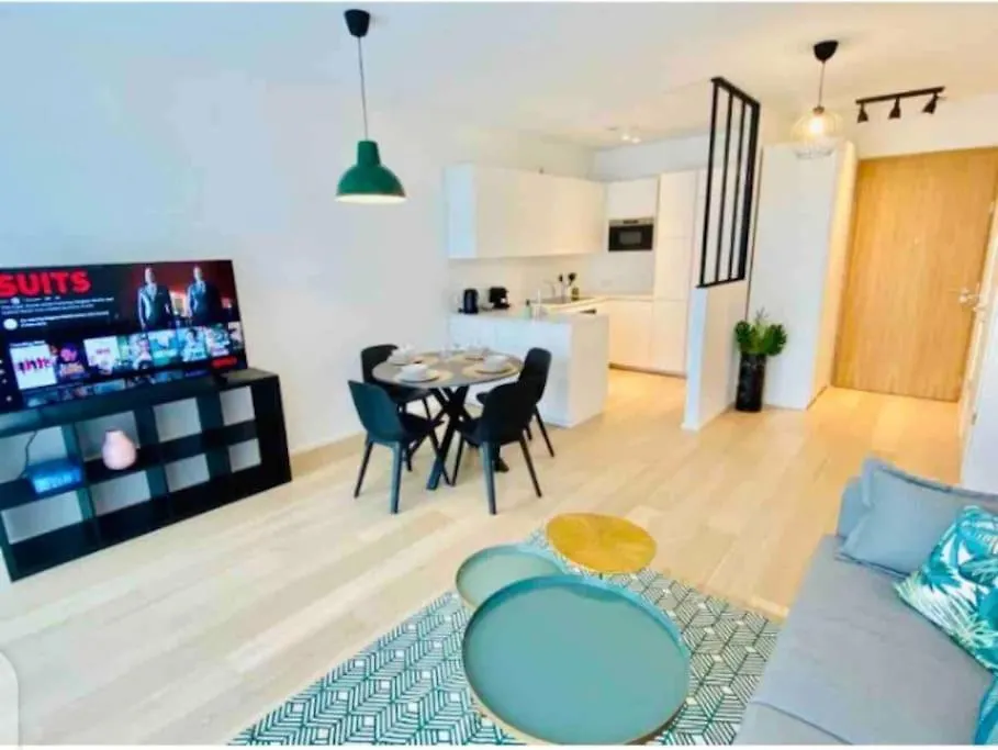 Large 1 Bedroom In Center Terrace & Parking-Chiny1 Luxembourg